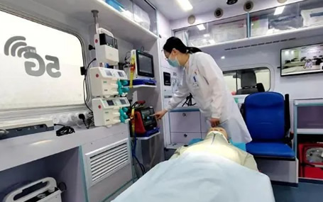 智能急救系统天荣医疗-衡水市配置首辆5G智慧急救车救车依托5G+智慧急救，打造院前院内急诊急救信息化交互系统！