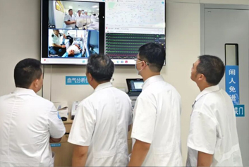 急诊急救信息化系统/120急救转运监护-天荣5G医联网智慧屏强势赋能智慧医疗新生态