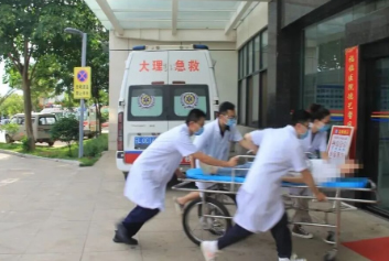 5G应急救援/智慧急救系统天荣医疗-县域“心电一张网”：为胸痛患者筑牢生命防线